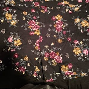 Black floral linen shorts